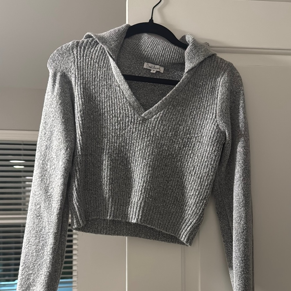 Gray Ribbed V-Neck Sweater